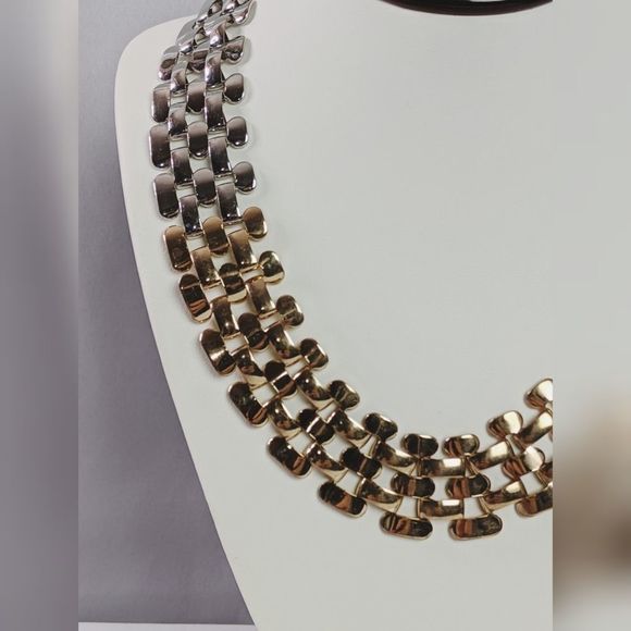 Steve Madden Gold & Silver Tone Collar  Necklace - Picture 8 of 8